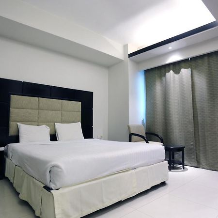 Orchid Business Hotel Chittagong Esterno foto