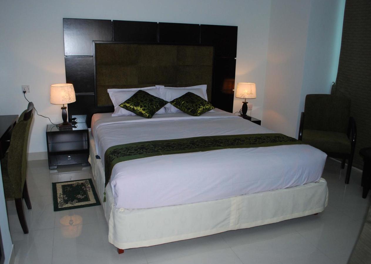 Orchid Business Hotel Chittagong Esterno foto